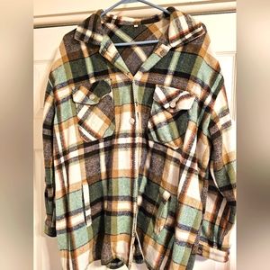 Green, Brown and Cream Shaket